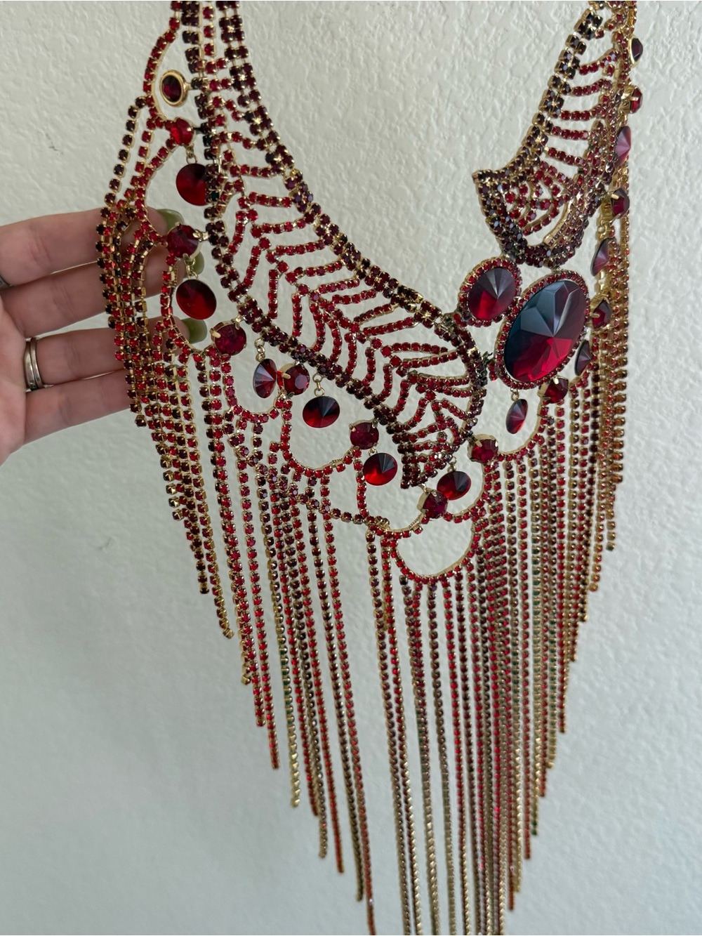 Rare Y2K burlesque glam ruby red gold rhinestone cascading chain necklace - Picture 2 of 7